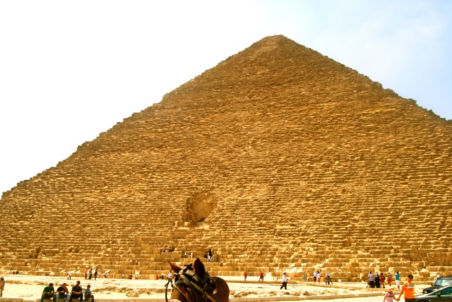 Pyramid of Khufu