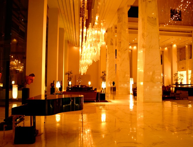 lobby of the Dusit Thani Lakeview Cairo Hotel