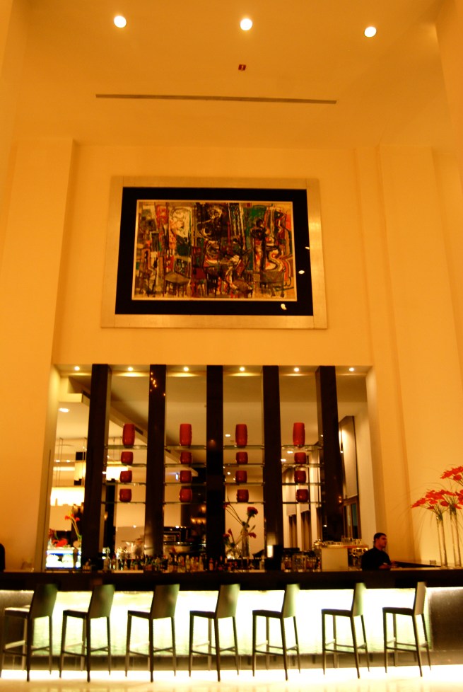 Dusit Thani Lakeview Cairo lobby bar