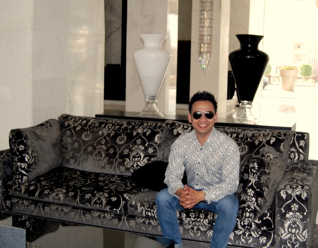 Dusit Thani Lakeview Cairo lobby