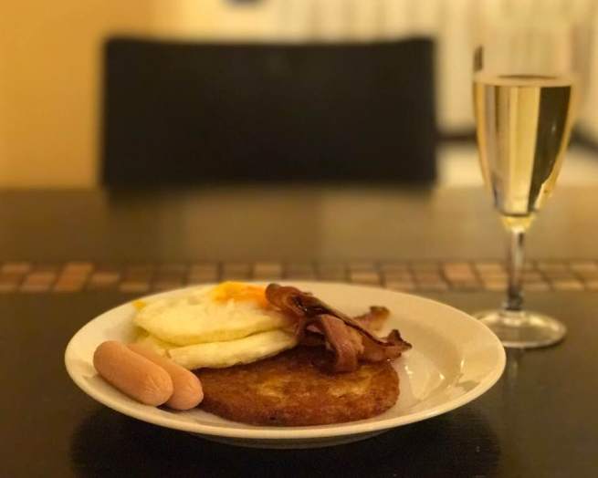 27072320_10215402361640817_1509631548771949073_n